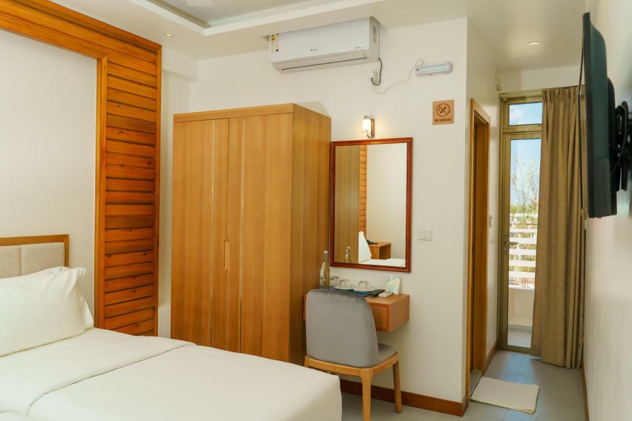 Araam Stay Hulhumale Exterior photo